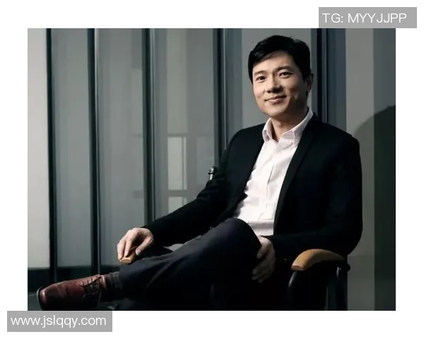 中国足球明星纷纷购置豪宅背后的投资策略与生活方式解析